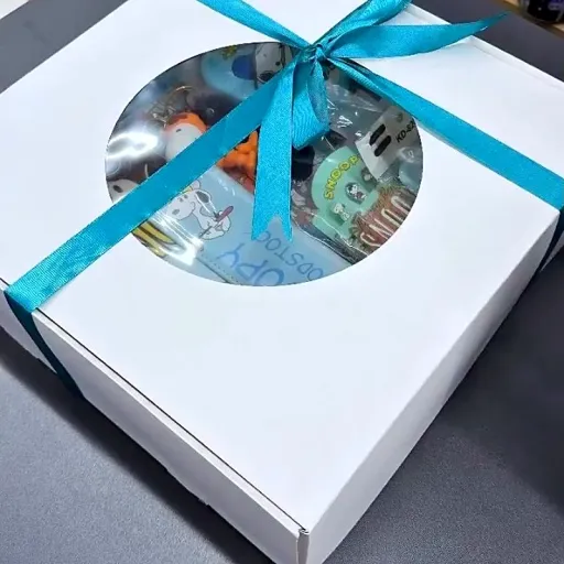 Rebus White gift box with window