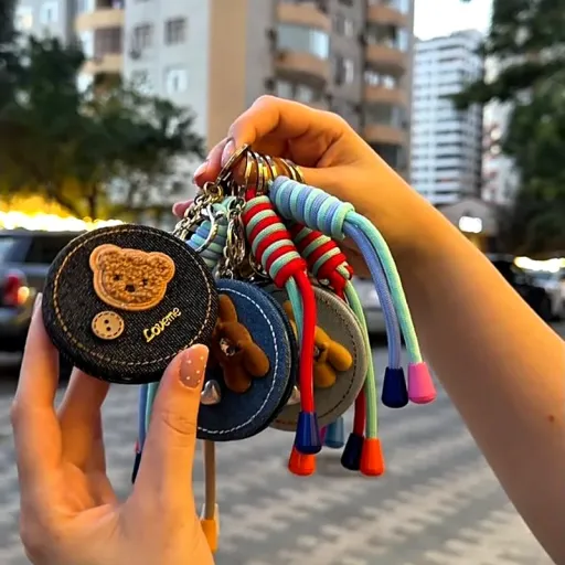 Rebus Pocket mirror keyring
